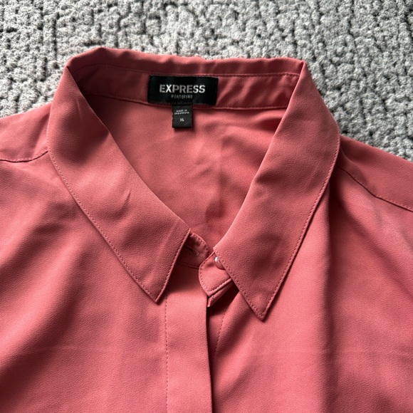 Express Portofino Salmon Button-Up Bodysuit - Picture 3 of 9